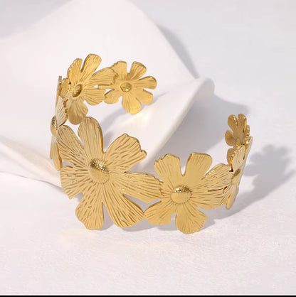 The Flora Cuff