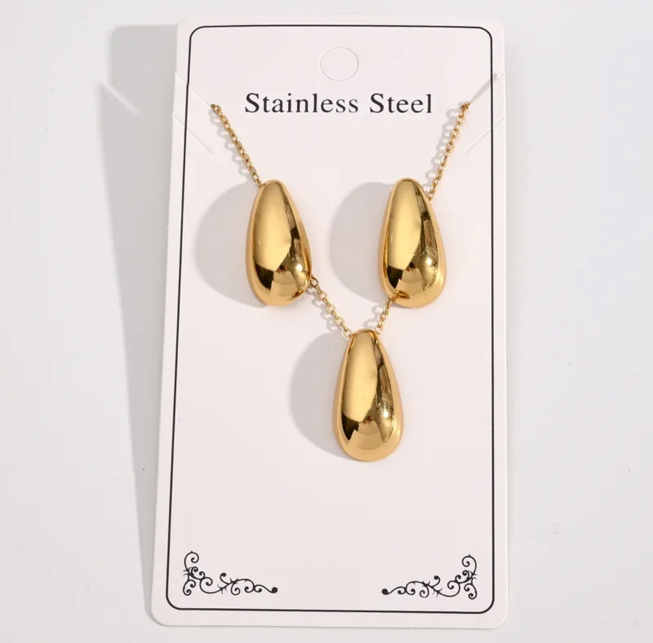 Golden Tear Necklace Set