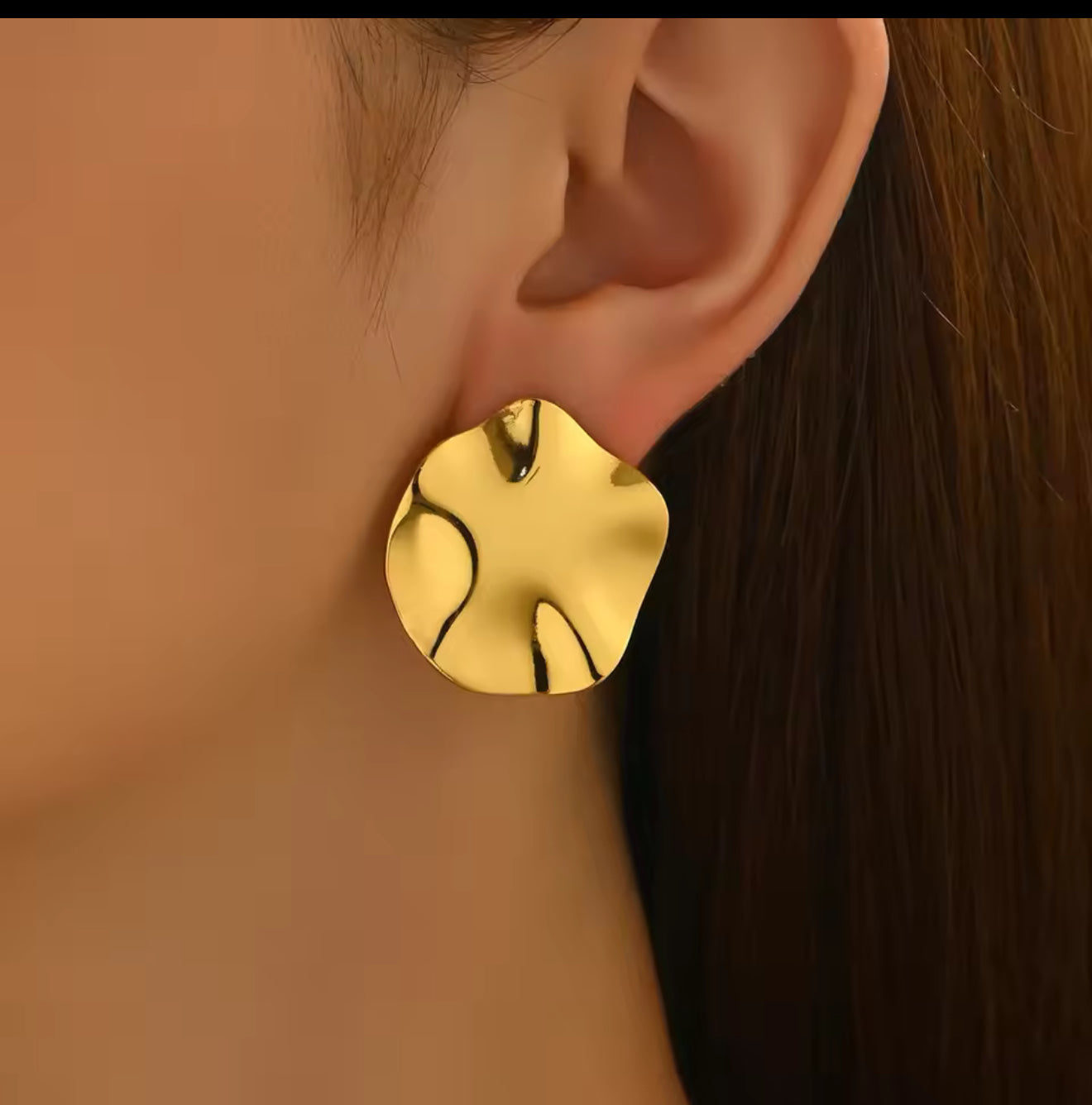 Luna Wave Studs