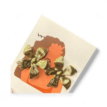 Solene Petal Earrings