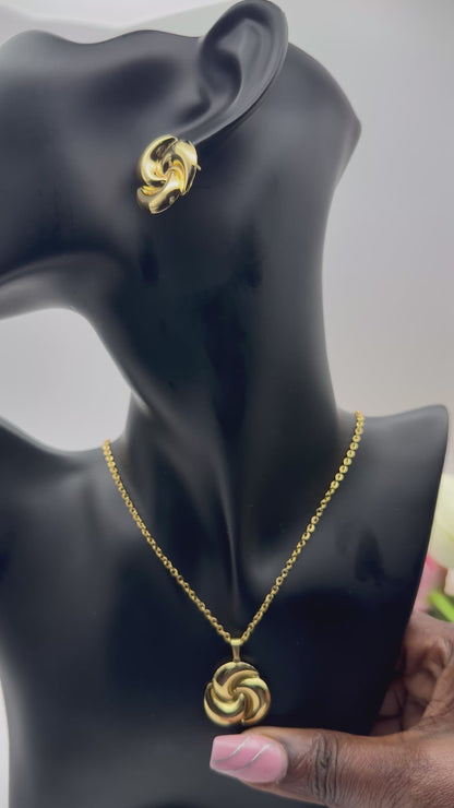 Swirl Luxe Necklace Set